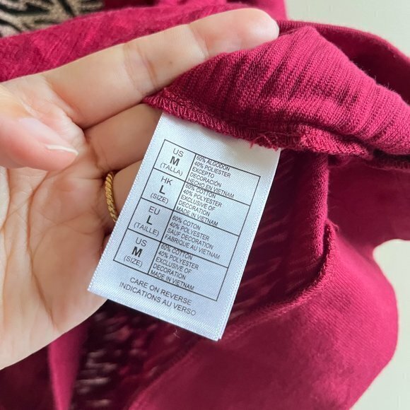 Disney Parks Womens Size M Sweatshirt Top Red Mickey‎ Sequin Zebra Animal Print - Picture 3 of 4